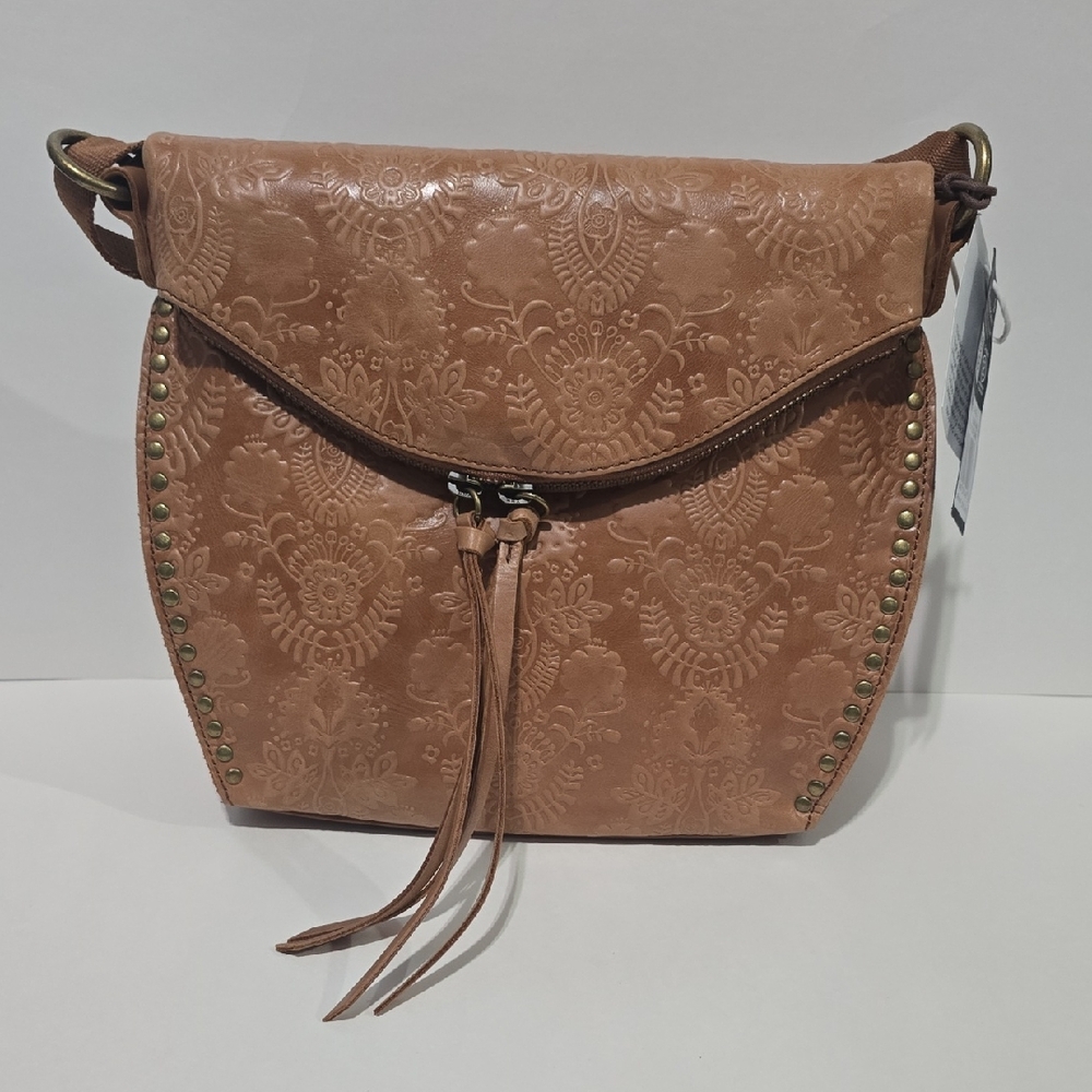Nwt The Sak Embossed Floral Crossbody in Tan Bag Purse Handbag (Silverlake)